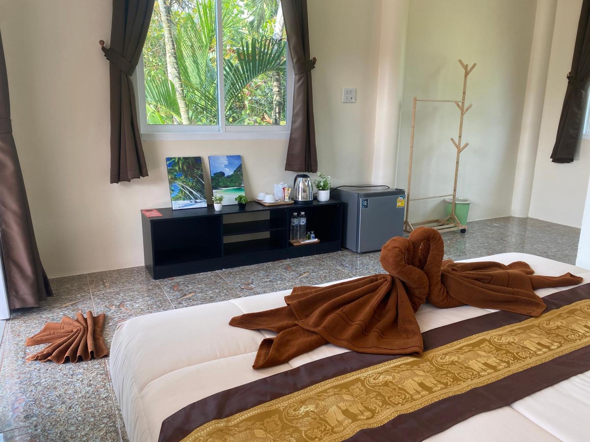 Arya Bungalow Koh Lanta Exterior photo