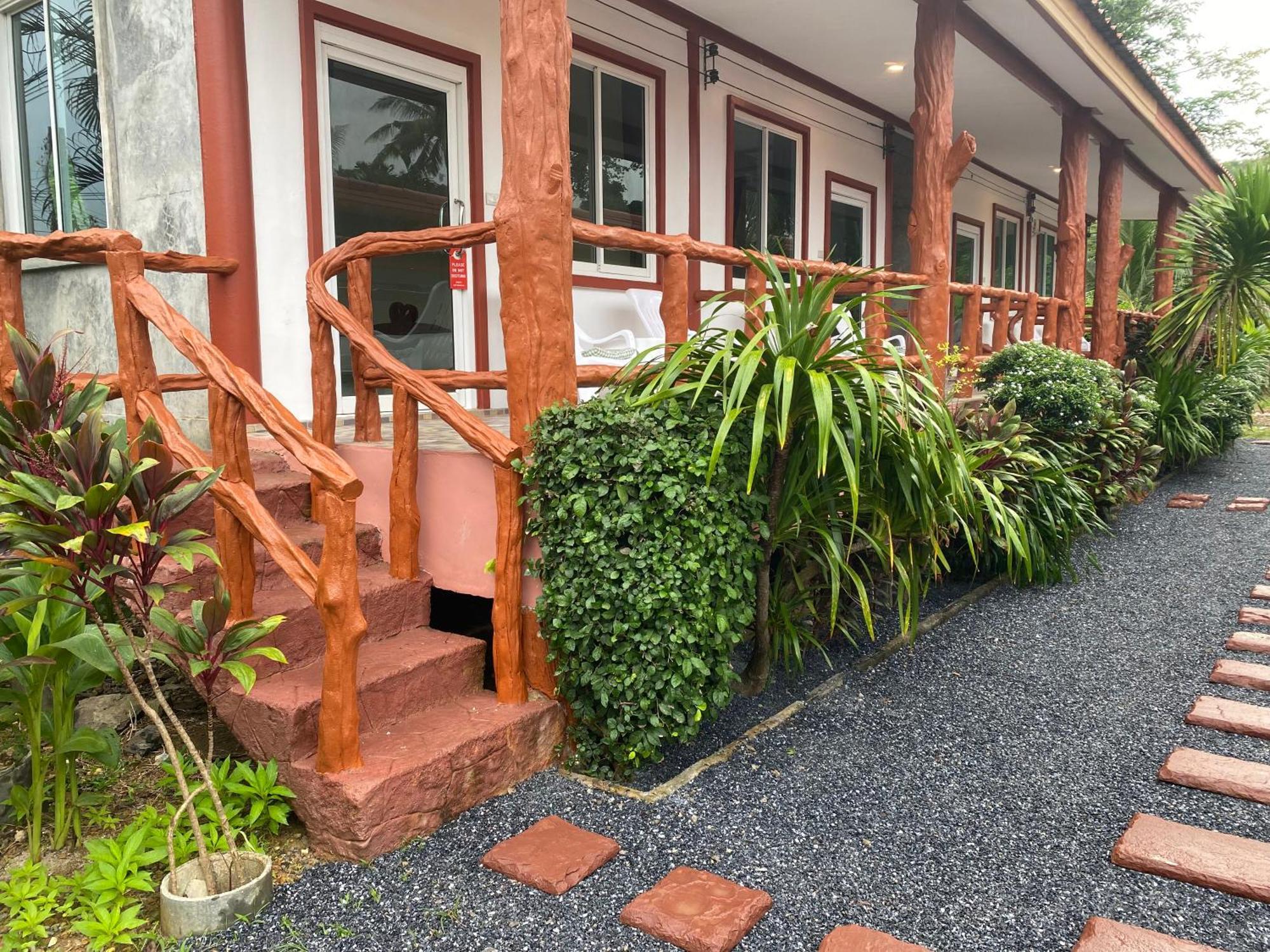 Arya Bungalow Koh Lanta Exterior photo